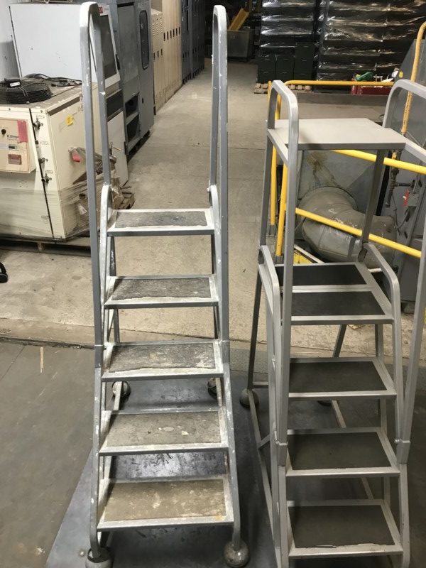 rolling step ladders