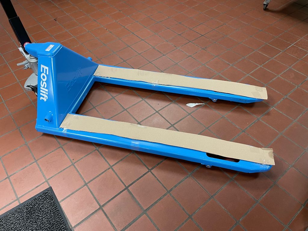 warehouse pallet jack